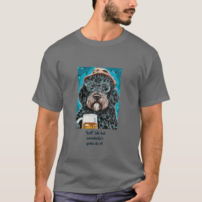 Camiseta Bernedoodle segurando uma caneca de cerveja (Frente)