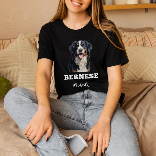 Camiseta Bernese Lovers Mom, Bernese Mountain Dog T-Shirt (Criador carregado)