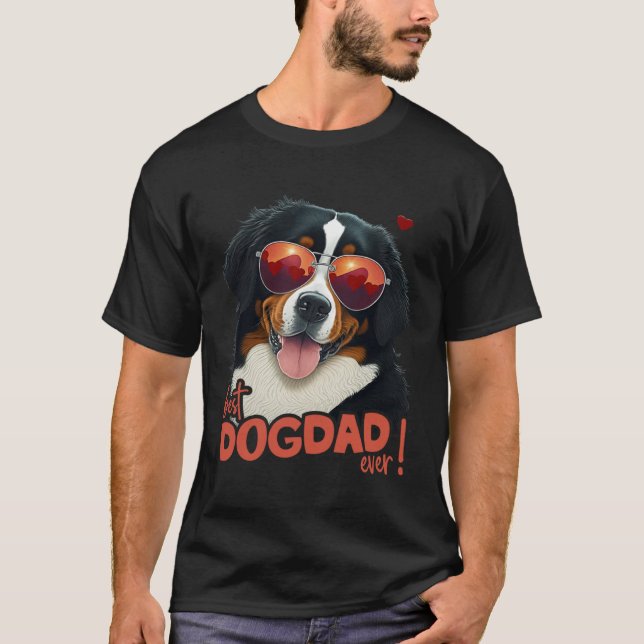 Camiseta Bernesemountaindog With Heartdecoration Coolest Do (Frente)