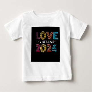 Camiseta Best-Selling Love 2024 – Design Bold Hear
