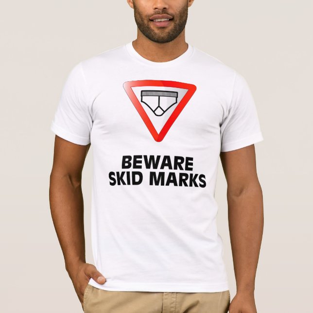Camiseta Beware marcas de patim (Frente)
