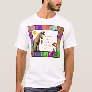 Camiseta Beware os geeks que carregam presentes