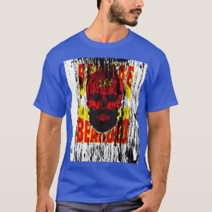 Camiseta Beware the Bearded Red Skull Distressed Beard Love