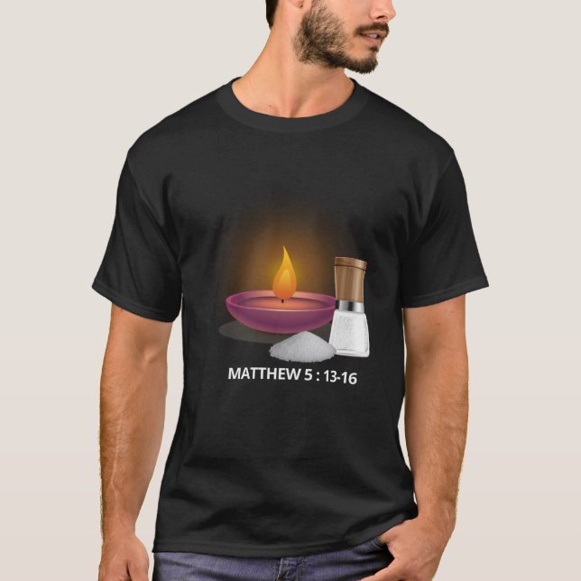 Camiseta Bible Verse Salt And Lamp Light The World Christia (Frente)