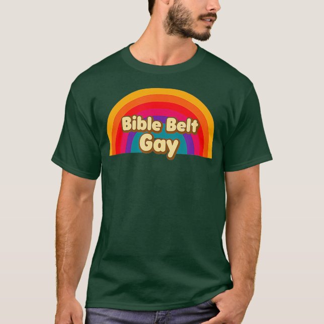 Camiseta Bíblia Belt Gay do arco-íris (Frente)