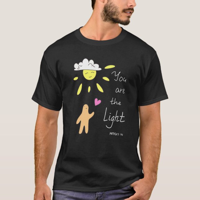 Camiseta Bíblia Cristã Mateus 514 Você É A Luz (Frente)