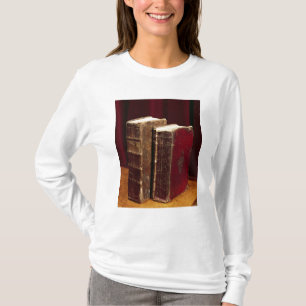 Camiseta Bíblias que pertencem ao senhor Byron e Augusta