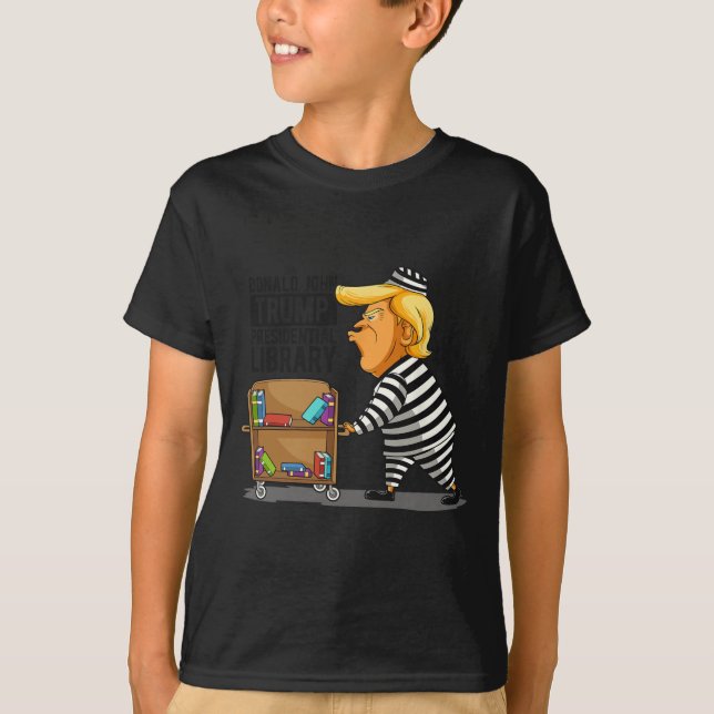 Camiseta Biblioteca Cinza Engraçada Ajustado (Frente)