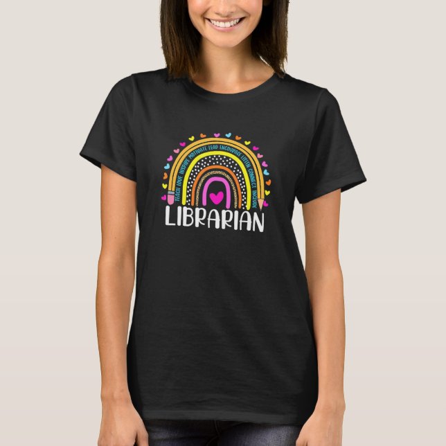 Camiseta Bibliotecário Boho Arco-íris Leopardo Volta às Aul (Frente)