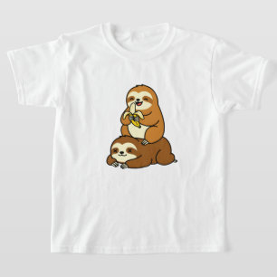 Camiseta Bicho-Preguiça Fofo Comendo Banana no Bicho-Pregui
