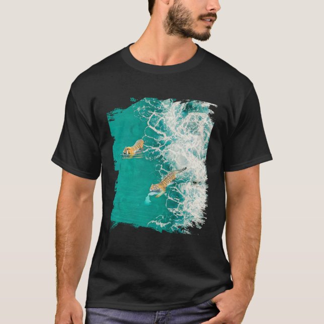 Camiseta Big Cat Tiger Surf On The Beach (Frente)