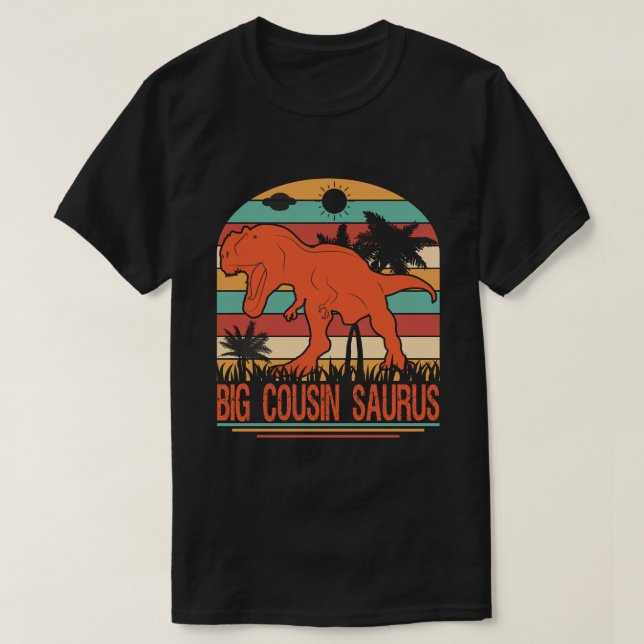 Camiseta BIG COUSIN SAURUS Dinosaur Vintage  (Frente do Design)
