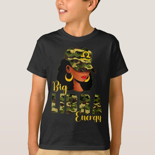 Camiseta Big Libra Energy Camouflage Black Woman Cap Zodiac (Frente)