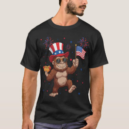 Camiseta Bigfoot 4 de Julho Foguete Patriótico e Fogos de A