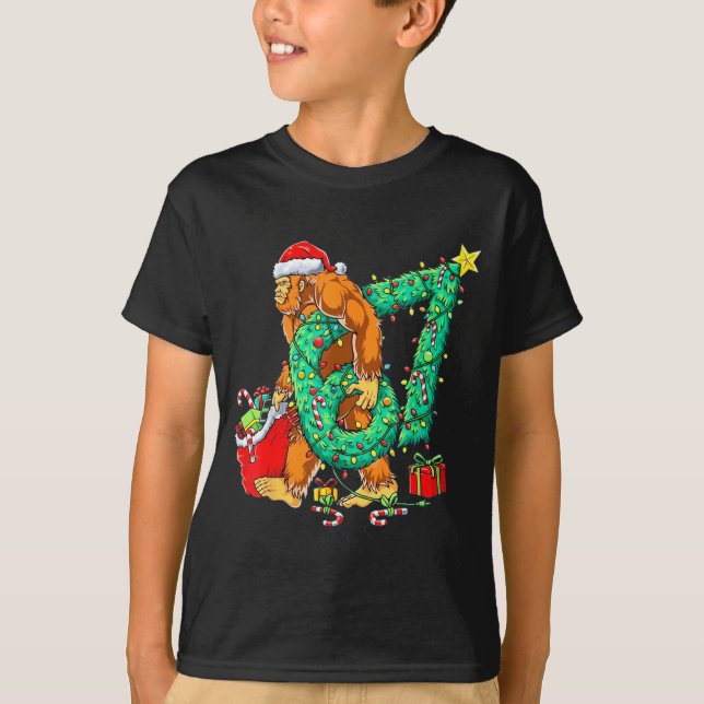 Camiseta Bigfoot 67 Meme Christmas Tree 67 Baseball Lifesty (Frente)