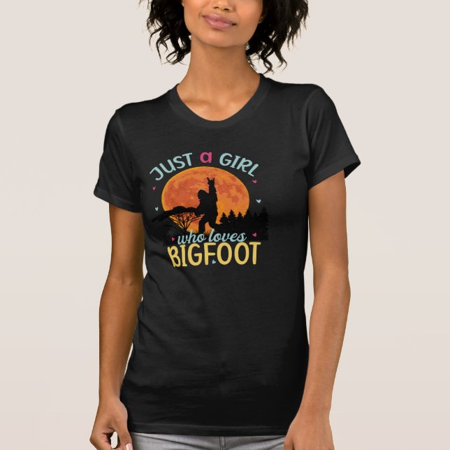 Camiseta Bigfoot Apenas Uma Menina Que Ama Sasquatch (Frente)