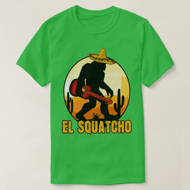 Camiseta Bigfoot El Squatcho Mexican Sasquatch Bigfoot by c (Frente do Design)