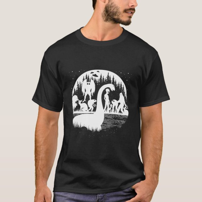 Camiseta Bigfoot Loch Ness Monster Moth E Aliens Cryptids (Frente)