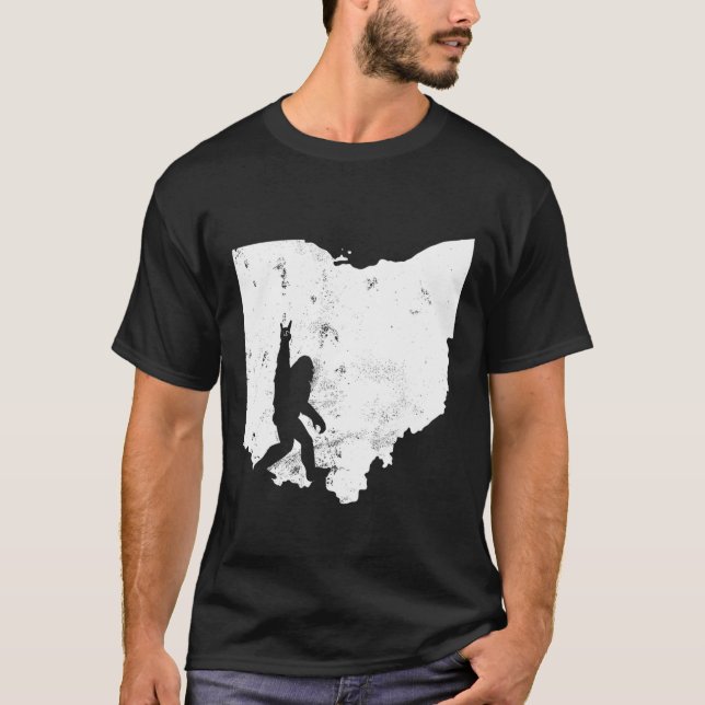 Camiseta Bigfoot Ohio State Map Sasquatch Men Gift (Frente)