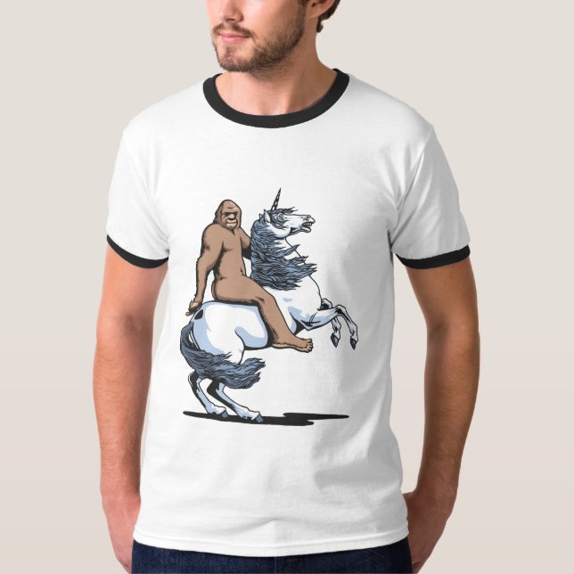 Camiseta Bigfoot que monta um unicórnio (Frente)