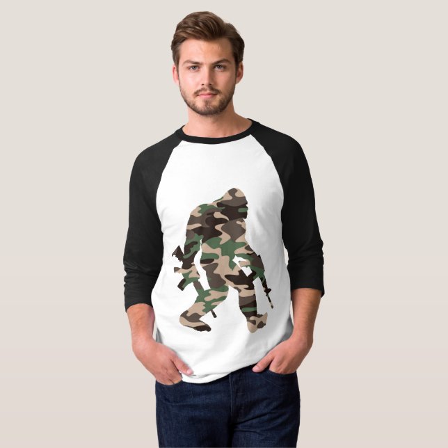 Camiseta Bigfoot Sasquatch Camo (Frente Completa)