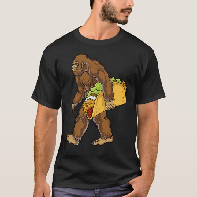 Camiseta Bigfoot Sasquatch Carrying Taco T shirt Funny Camp (Frente)