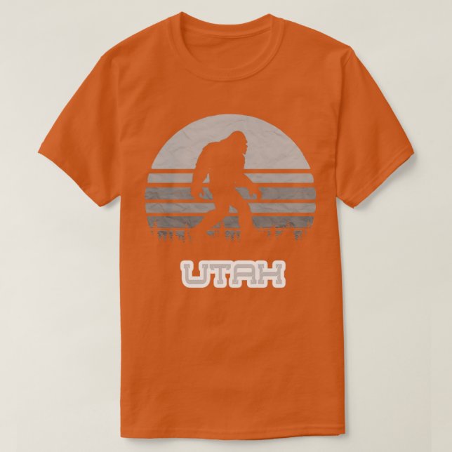 Camiseta Bigfoot Utah Estado Monocromo Sasquatch Yeti (Frente do Design)