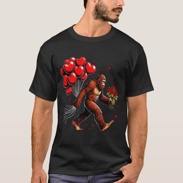 Camiseta Bigfoot Valentines Day Funny Sasquatch Hearts Love (Frente)