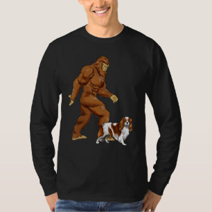 Camiseta Bigfoot Walking Cavalier King Charles Spaniel