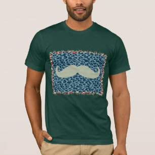 Camiseta bigode na pele do leopardo