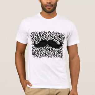 Camiseta bigode na pele do leopardo
