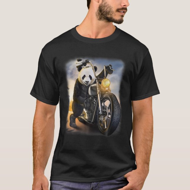 Camiseta Biker Giant Panda Riding Chopper Motorcycle T Shir (Frente)