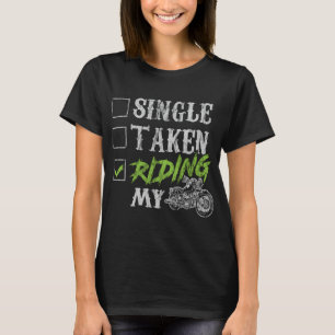 Camiseta Biker Solteiro Levado Andando Na Minha Moto Engraç