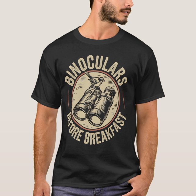 Camiseta Binóculos Antes do Café da Manhã Piada de Observaç (Frente)