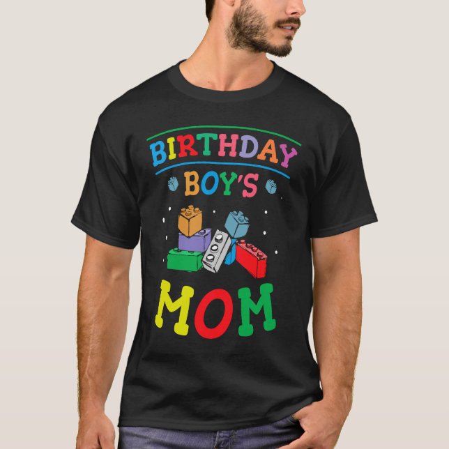 Camiseta Birthday Boy's Mom Building Blocks  2 (Frente)