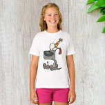 Camiseta Birthday Dog T-Shirt<br><div class="desc">Um cachorro fazendo aniversário vestindo um chapéu de aniversário. Esta design parece muito eficaz nesta Camiseta de Meninas</div>