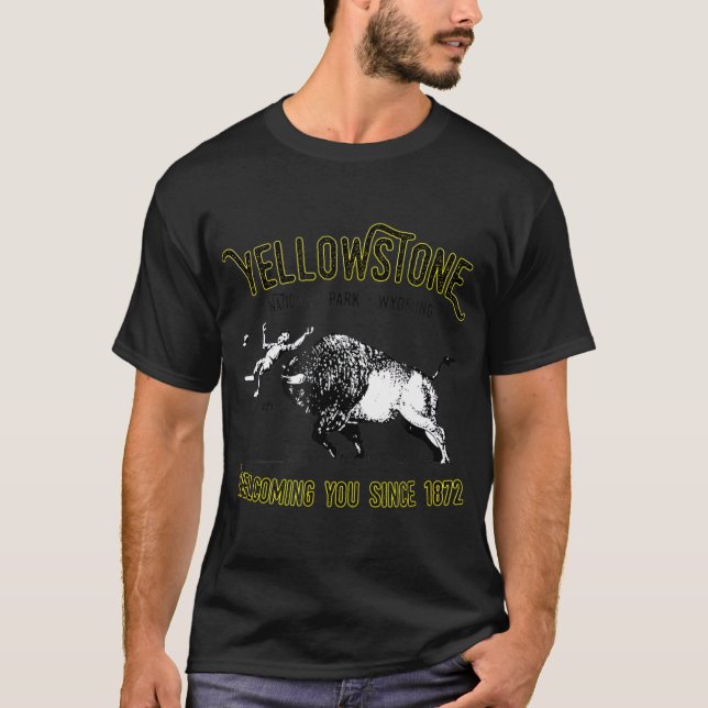Camiseta Bison Toss Yellowstone National Park Engraçado (Frente)