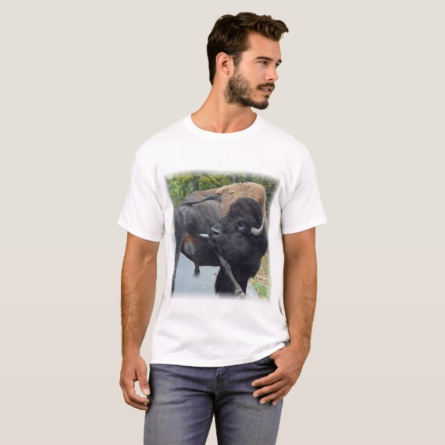 Camiseta Bisonte engraçado de Bull que lambe seus (Frente Completa)