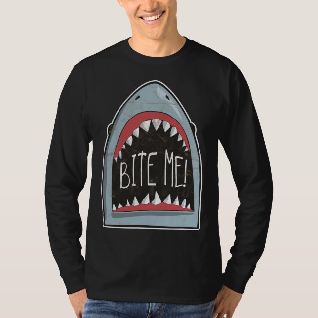 Camiseta Bite Me  Shark Fan Beach Ocean Attire For Summer (Frente)