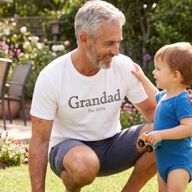 Camiseta Black Bold Minimal Grandad Established  (Criador carregado)