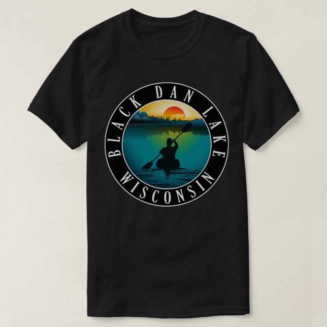 Camiseta Black Dan Lake Wisconsin Kayaking (Frente do Design)