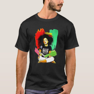 Camiseta Black Girl Natural Hair Lendo Um Livro