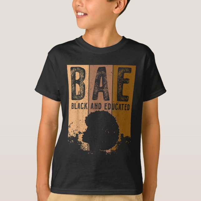 Camiseta Black History Month BAE Black e Educated Melanin (Frente)