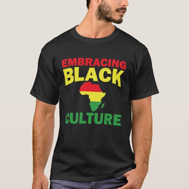 Camiseta Black History Month Decorations Embracing Black Cu (Frente)