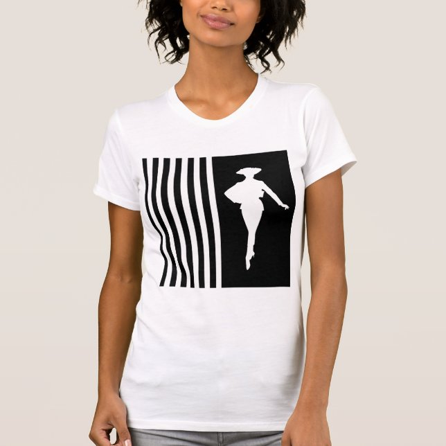Camiseta Black Modern Stripes com silhueta de moda (Frente)