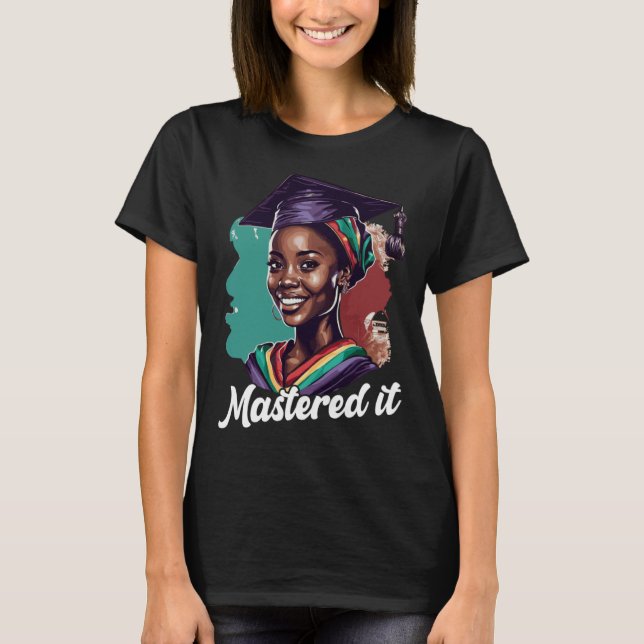 Camiseta Black Queen Masters Graduation Girl Mastered It  4 (Frente)