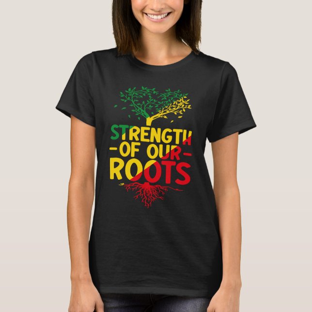 Camiseta Black Roots Black Power African American Pride Bla (Frente)