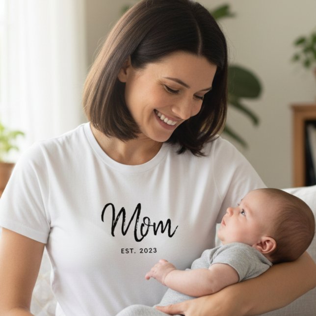 Camiseta Black Script Established Mom Modern Minimalist (Criador carregado)