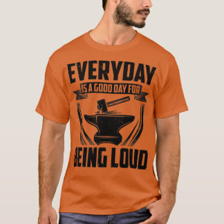 Camiseta Blacksmith Gift Idea Forging Anvil Farrier Forge T