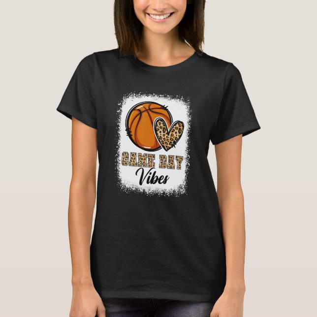 Camiseta Bleached Basketball Game Day Vibes Basketball Mom  (Frente)